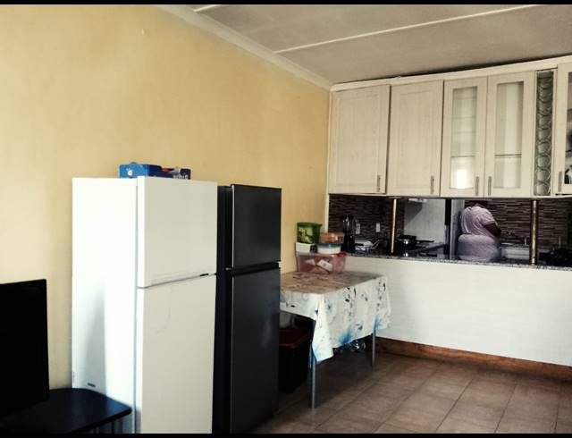3 BEDROOM APARTMENT FOR SALE IN OVERPORT